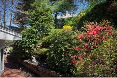 16 Forbes Hill Rd, Quincy, MA 02170 - photo 6