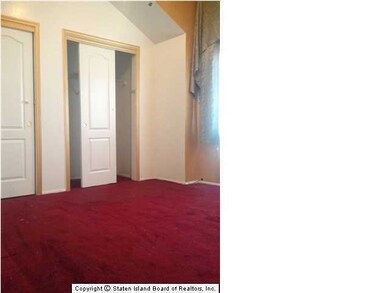 7 Ludwig Ln unit A, Staten Island, NY 10303 - photo 3