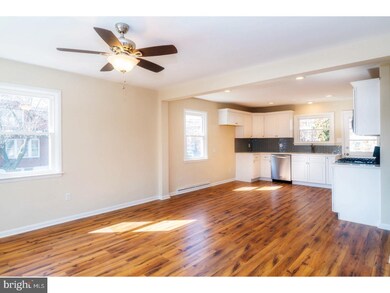 1201 E Bellevue Ave, Reading, PA 19605 - photo 4