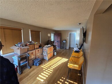 912 E 119th St, Los Angeles, CA 90059 - photo 3