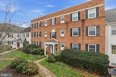 1317 S Walter Reed Dr unit 17201, Arlington, VA 22204 - photo 7