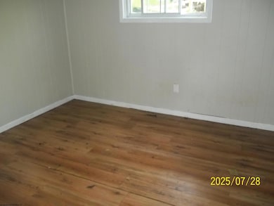 3228 Ridgedale Rd, Morgantown, WV 26508 - photo 4