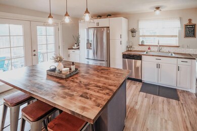 4 Red Rock Lane Kitchen