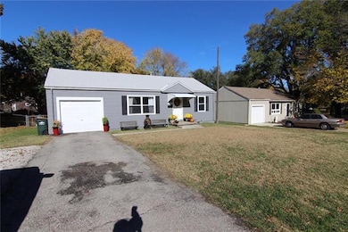 11210 W 67th Terrace, Shawnee, KS 66203 - photo 2