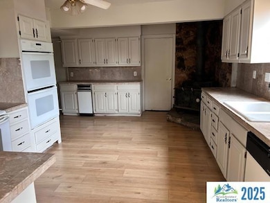 225 N Gilman St, Susanville, CA 96130 - photo 6