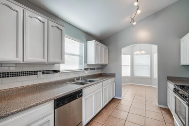 14354 Desert Sage Dr, Horizon City, TX 79928 - photo 7