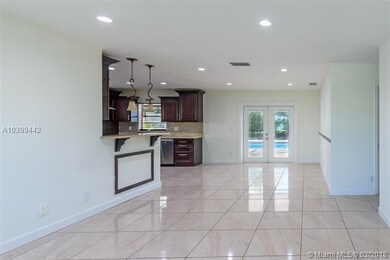 9552 Richmond Cir, Boca Raton, FL 33434 - photo 2