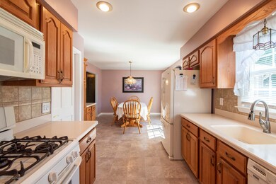 LOTS OF CABINETRY
