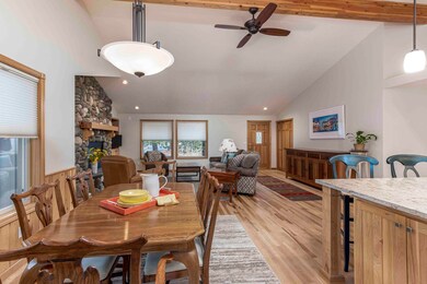 Open Dining Space!