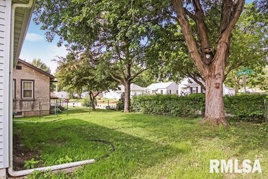 3521 May Ln, Davenport, IA 52802 - photo 7