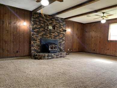 Large 2nd livingroom
