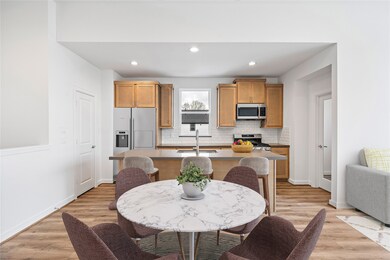 1117 Highland Square Ln, Houston, TX 77091 - photo 4