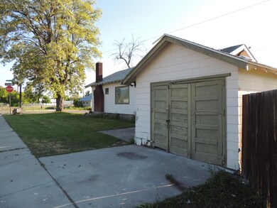1102 S 5th St W, Missoula, MT 59801 - photo 4