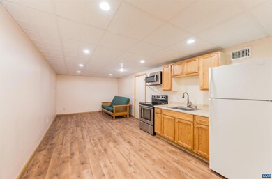 318 Eastbrook Dr, Charlottesville, VA 22901 - photo 3