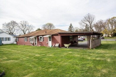 233 Poplar Ave, West Springfield, MA 01089 - photo 7