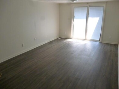 1030 Pierce Ave, Columbus, OH 43227 - photo 7