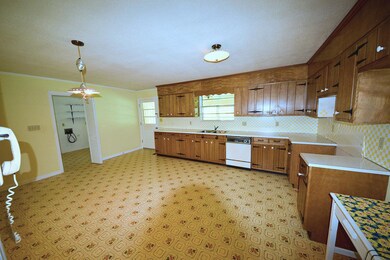 2101 Eugenia Ave NW, Cleveland, TN 37311 - photo 7