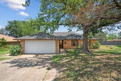 600 Heritage Trail, Granbury, TX 76048 - photo 4