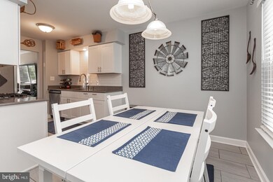 122 Eric Ln, Lansdale, PA 19446 - photo 5