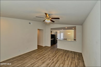 952 Orangetip Dr, El Paso, TX 79928 - photo 7