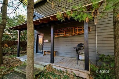 214 W State St, Athens, OH 45701 - photo 2