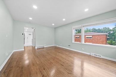 10537 Austin Ave unit 2, Chicago Ridge, IL 60415 - photo 2