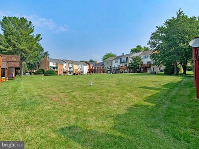 217 Fairfield Dr, Warrenton, VA 20186 - photo 3