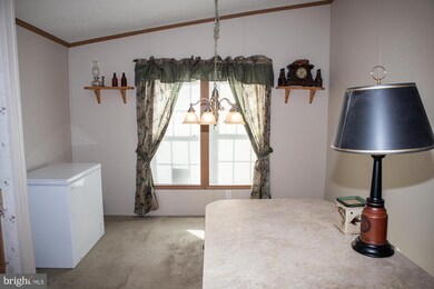 215 Laurel Run Dr, Quakertown, PA 18951 - photo 4