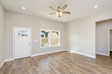 6-web-or-mls-3115 Pinot Way-02