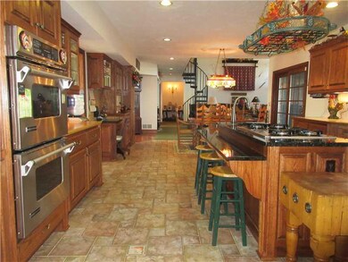 Kitchen. Built in double oven