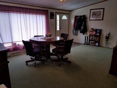 158 Noyes St, Bethlehem, NH 03574 - photo 2