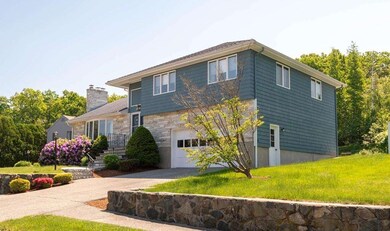 25 Crystal Dr, Stoneham, MA 02180 - photo 3