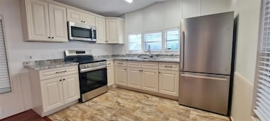 5362 SE 65th Ave, Okeechobee, FL 34974 - photo 3