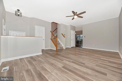 7131 Ladd Cir, Frederick, MD 21703 - photo 4