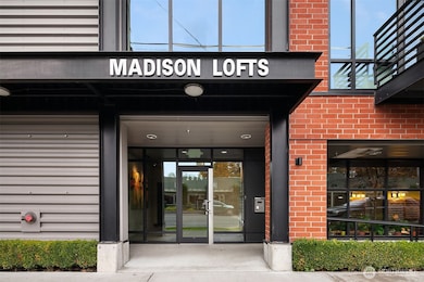 2914 E Madison St unit 302, Seattle, WA 98112 - photo 3