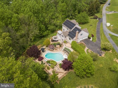 4460 Monument Dr, Sykesville, MD 21784 - photo 3