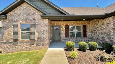 530 Captain Hopkins St, Prairie Grove, AR 72753 - photo 3