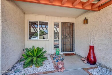 3126 N Yucca St-1