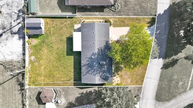 240 Iona Dr, Bucyrus, OH 44820 - photo 5