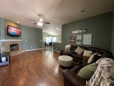 421 E 98th St, Odessa, TX 79765 - photo 4