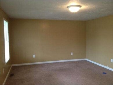 22 Augustas Way, Middleboro, MA 02346 - photo 7