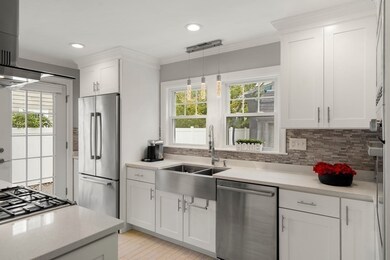 16 Blithedale St, Newtonville, MA 02460 - photo 5