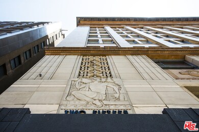 Art Deco Exterior