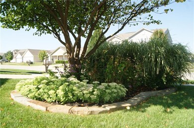 1192 Dark Star Ct, Whiteland, IN 46184 - photo 4