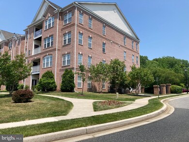 9501 Kingscroft Terrace unit Q, Perry Hall, MD 21128 - photo 3