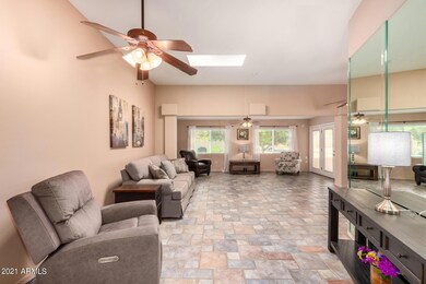 10021 W Highwood Ln, Sun City, AZ 85373 - photo 6