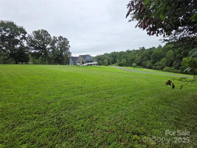 388 Settlers Trail unit 32, Mars Hill, NC 28754 - photo 2