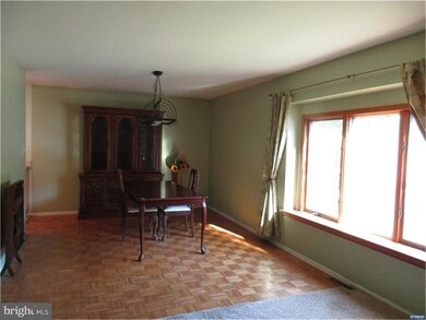 121 Stature Dr, Newark, DE 19713 - photo 5