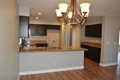 Dining/Kitchen