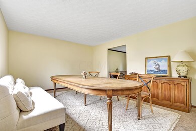 7711 Strathmoore Rd, Dublin, OH 43016 - photo 4